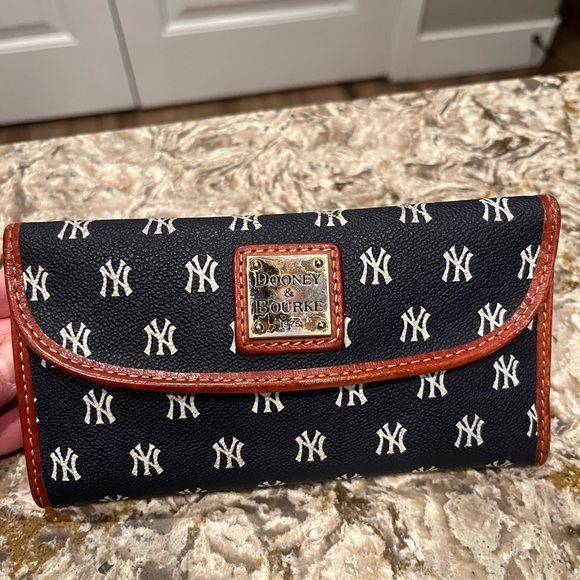 Dooney & Bourke Handbags - Dooney & Bourke NY Yankees Black and White Clutch